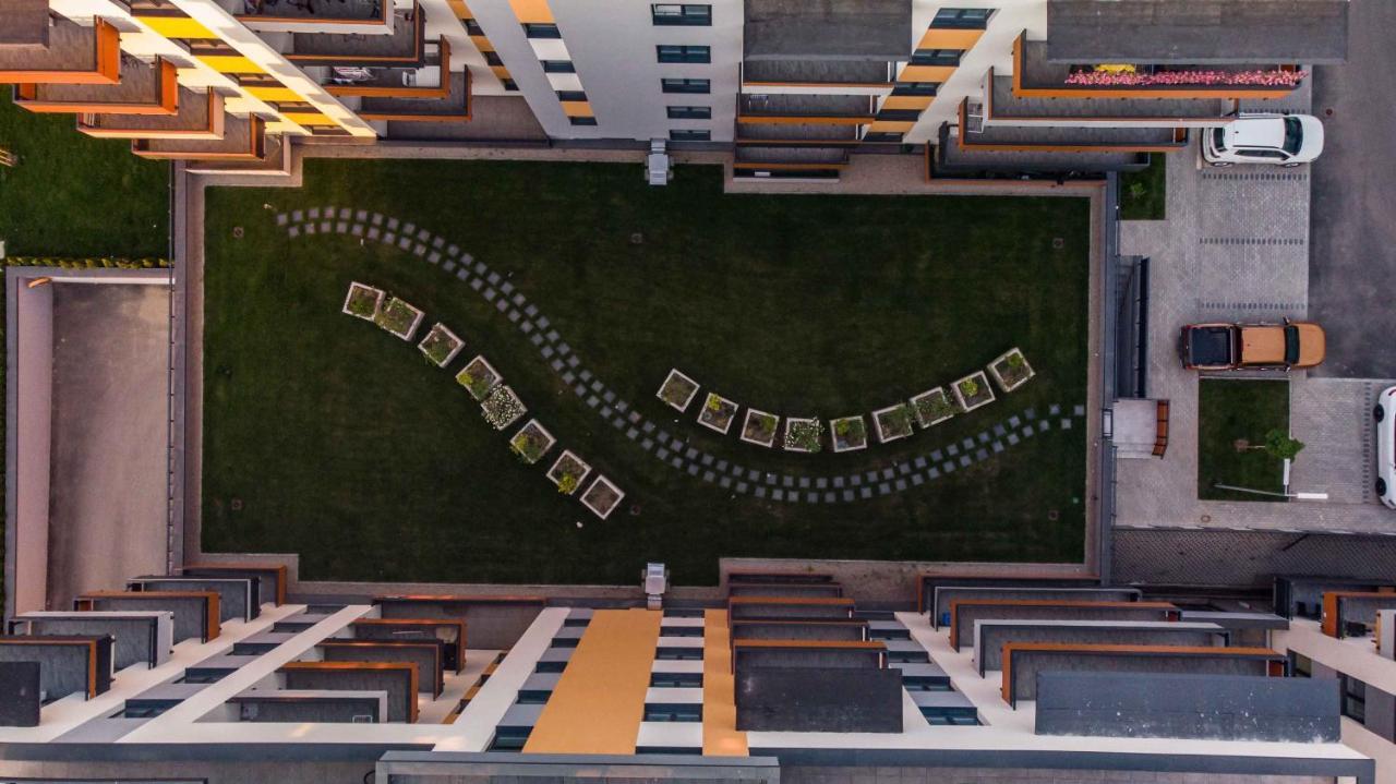 Koa - Moon Penthouse Apartment Брашов Екстериор снимка