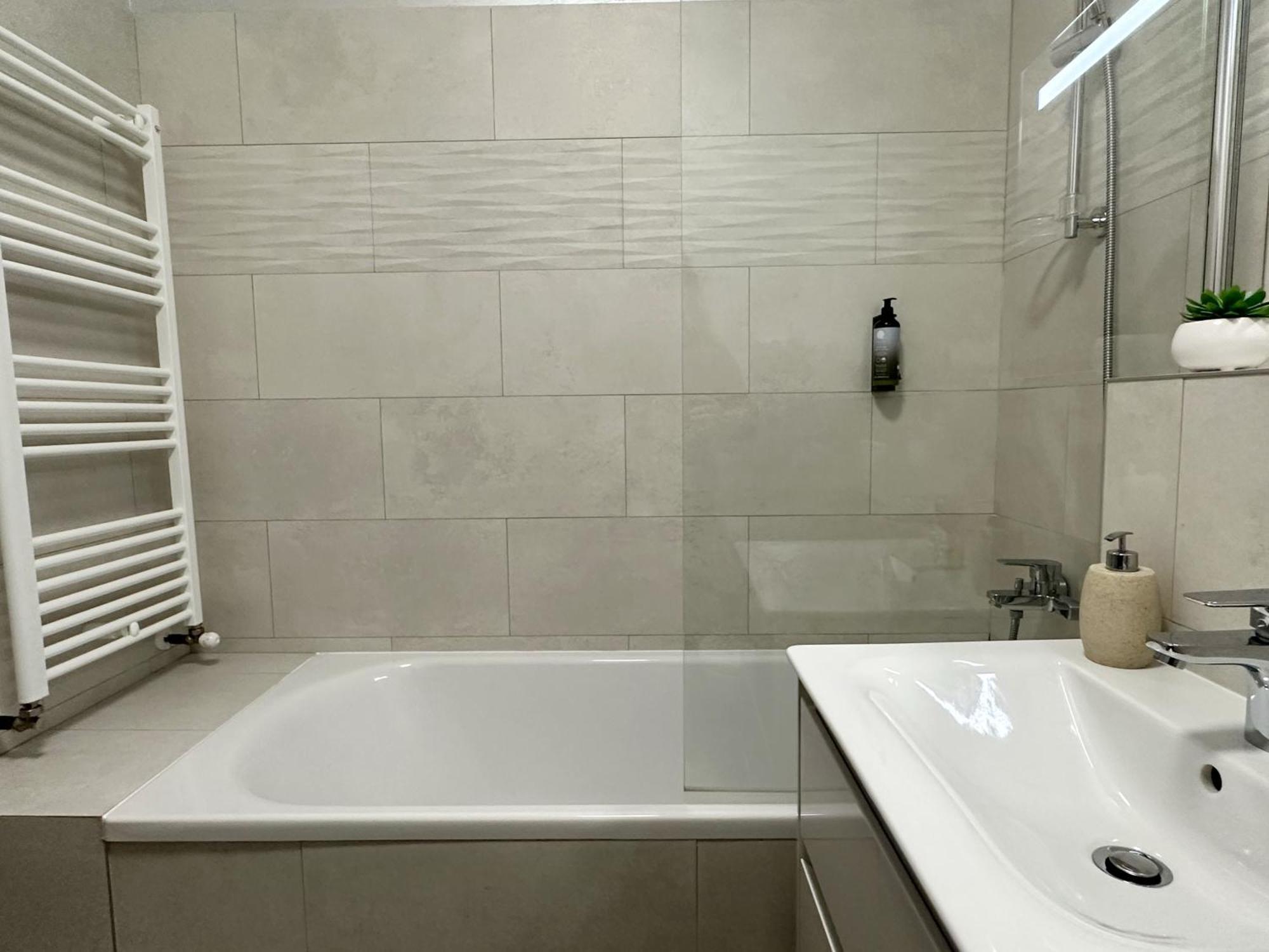 Koa - Moon Penthouse Apartment Брашов Стая снимка