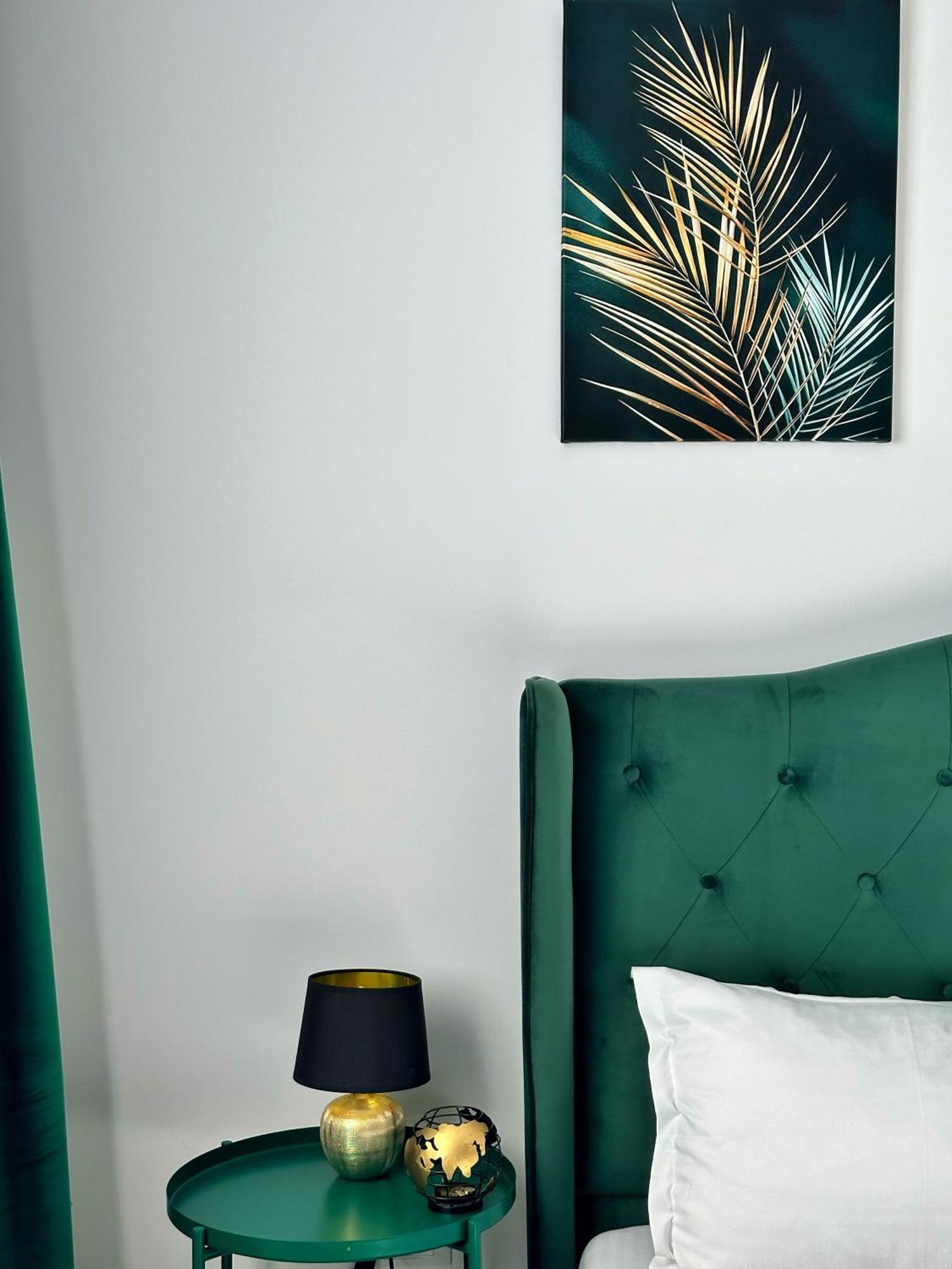 Koa - Moon Penthouse Apartment Брашов Стая снимка